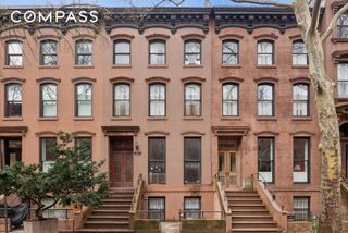 18 S Oxford Street, New York City, NY 11217