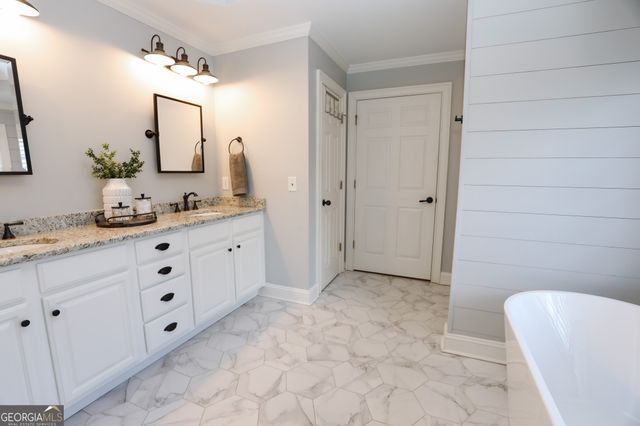 75 Retreat Drive, Newnan, GA 30263