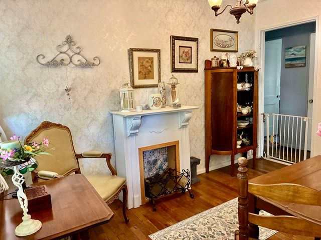 913 N Hickory Street, Owosso, MI 48867