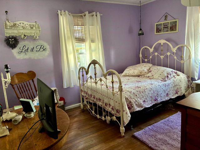 913 N Hickory Street, Owosso, MI 48867