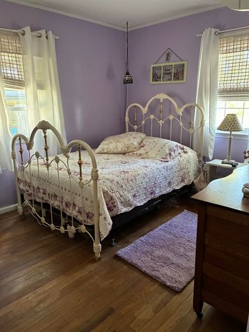 913 N Hickory Street, Owosso, MI 48867