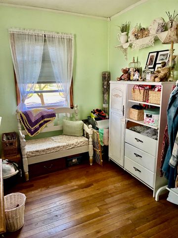913 N Hickory Street, Owosso, MI 48867