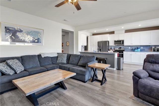 12672 Wycliff, Victorville, CA 92392