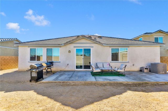 12672 Wycliff, Victorville, CA 92392
