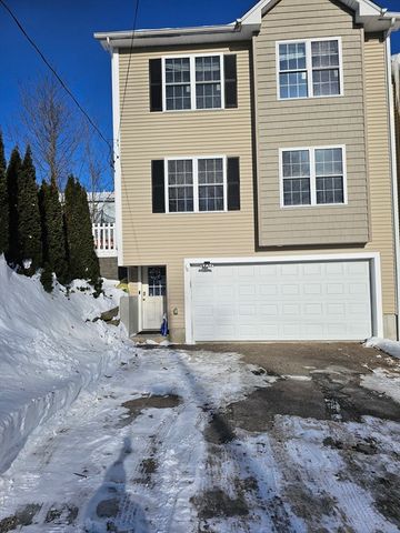 16 Third Street, Worcester, MA 01602