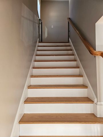 16 Third Street, Worcester, MA 01602