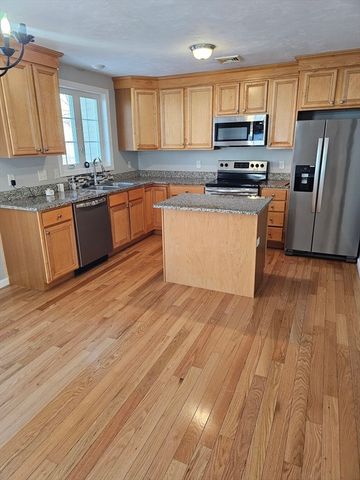 16 Third Street, Worcester, MA 01602