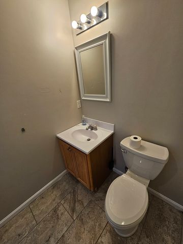 16 Third Street, Worcester, MA 01602