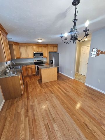 16 Third Street, Worcester, MA 01602