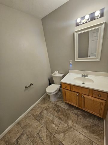 16 Third Street, Worcester, MA 01602