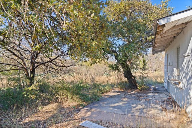 432 Sandy Mountain DR, Sunrise Beach, TX 78643