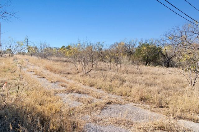 432 Sandy Mountain DR, Sunrise Beach, TX 78643