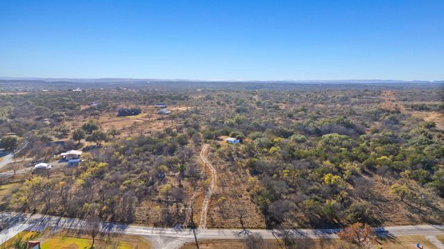 432 Sandy Mountain DR, Sunrise Beach, TX 78643