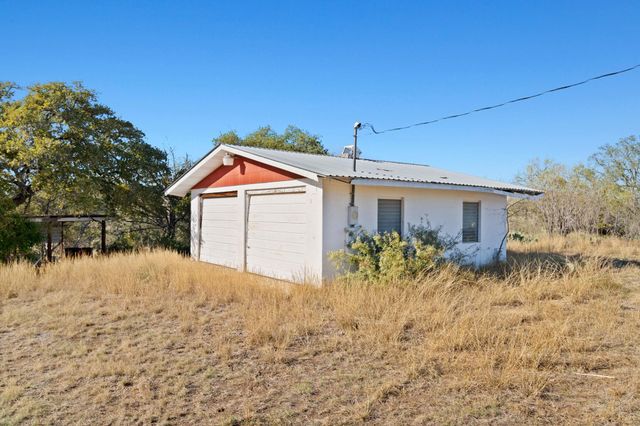 432 Sandy Mountain DR, Sunrise Beach, TX 78643
