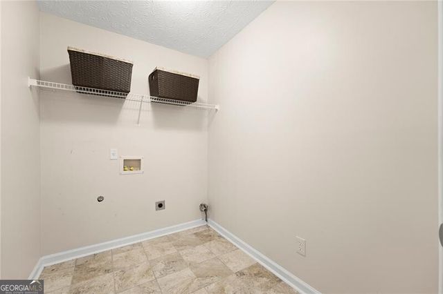 4011 Lafayette Way, Loganville, GA 30052