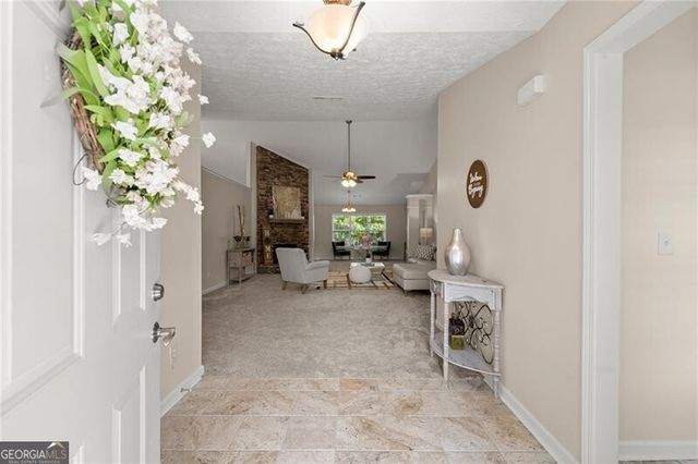 4011 Lafayette Way, Loganville, GA 30052