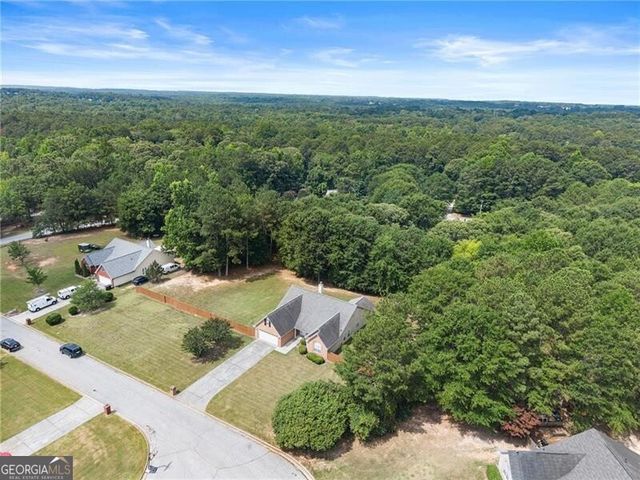 4011 Lafayette Way, Loganville, GA 30052