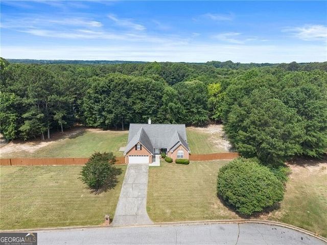 4011 Lafayette Way, Loganville, GA 30052