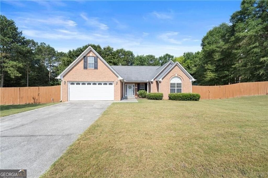 4011 Lafayette Way, Loganville, GA 30052