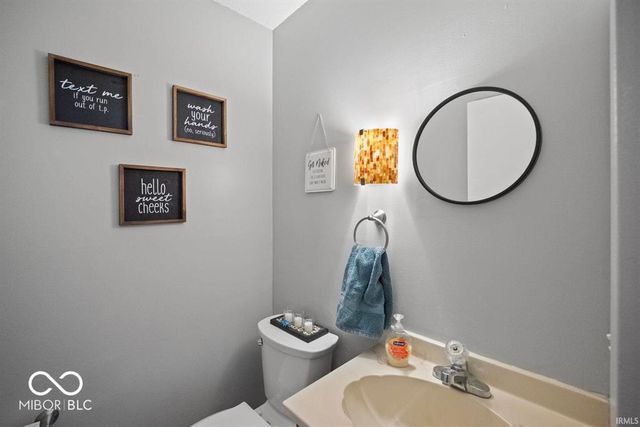 3773 E 300 Road N, Frankfort, IN 46041