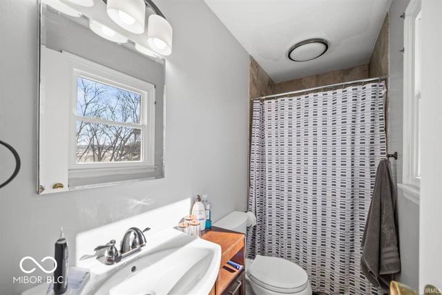 3773 E 300 Road N, Frankfort, IN 46041