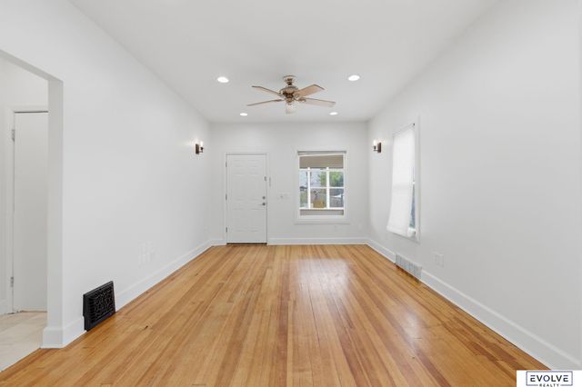 3624 N 67Th Avenue, Omaha, NE 68104