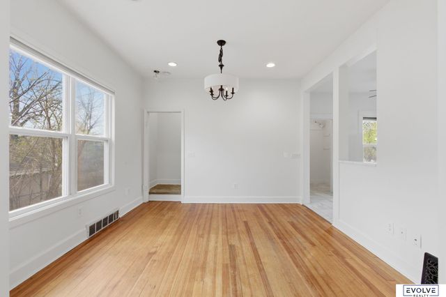 3624 N 67Th Avenue, Omaha, NE 68104