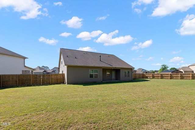 39 Pal Court, Benson, NC 27504