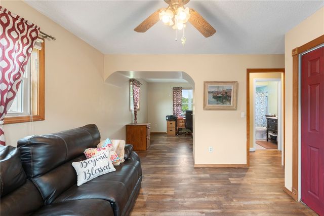30 Saundra Drive, Westerly, RI 02891