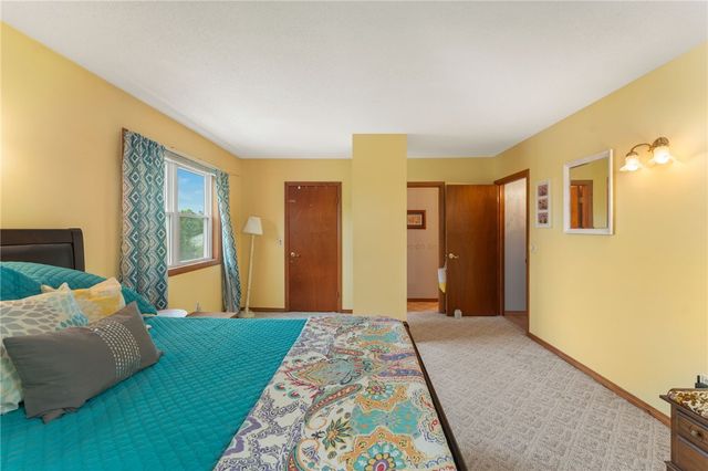 30 Saundra Drive, Westerly, RI 02891