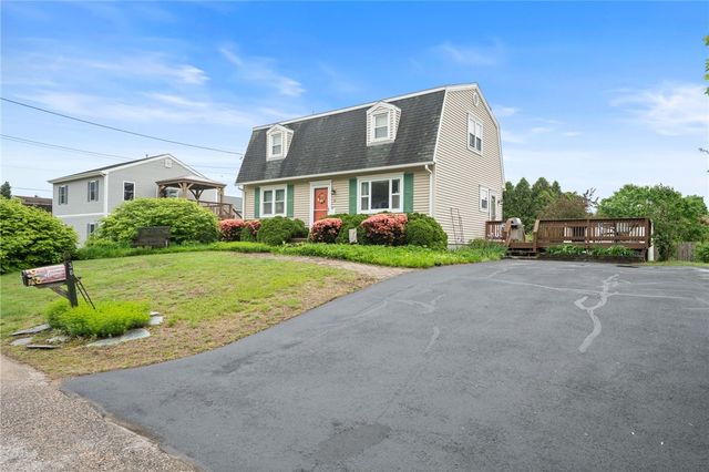 30 Saundra Drive, Westerly, RI 02891