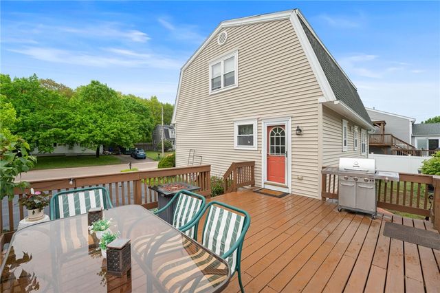 30 Saundra Drive, Westerly, RI 02891