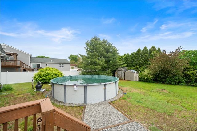 30 Saundra Drive, Westerly, RI 02891