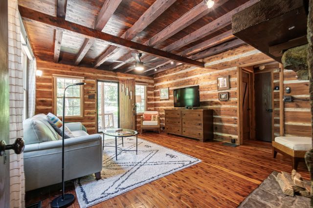 4425 Brush Hill Rd, Nashville, TN 37216