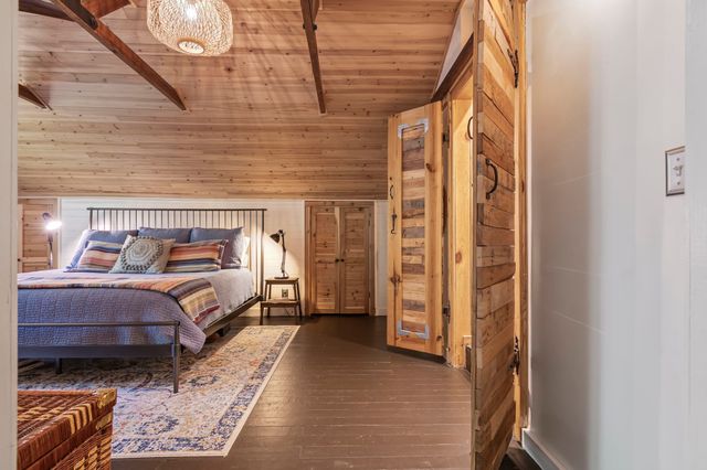 4425 Brush Hill Rd, Nashville, TN 37216