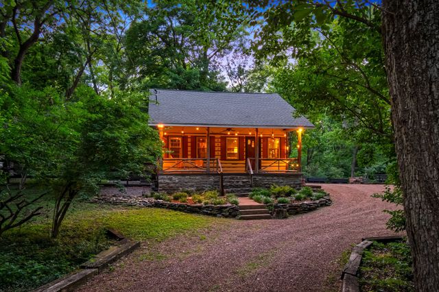 4425 Brush Hill Rd, Nashville, TN 37216