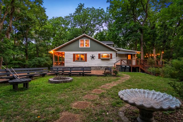 4425 Brush Hill Rd, Nashville, TN 37216