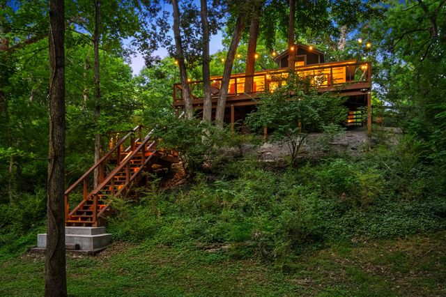 4425 Brush Hill Rd, Nashville, TN 37216