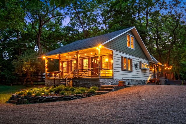4425 Brush Hill Rd, Nashville, TN 37216