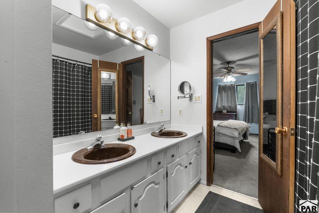 2206 Cartier Dr, Pueblo, CO 81005