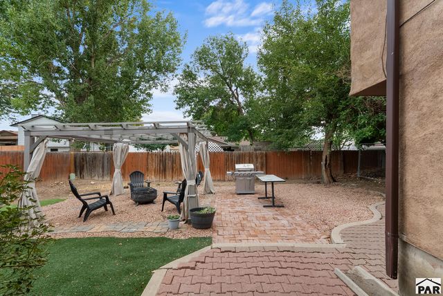 2206 Cartier Dr, Pueblo, CO 81005