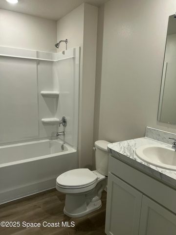 881 Hollahan Road SE, Palm Bay, FL 32909