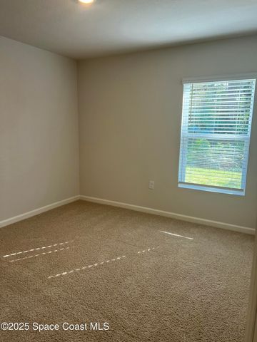 881 Hollahan Road SE, Palm Bay, FL 32909