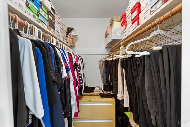 186 Red Hawk Rd, Novato, CA 94949