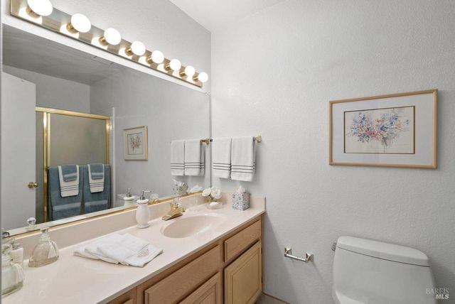 186 Red Hawk Rd, Novato, CA 94949