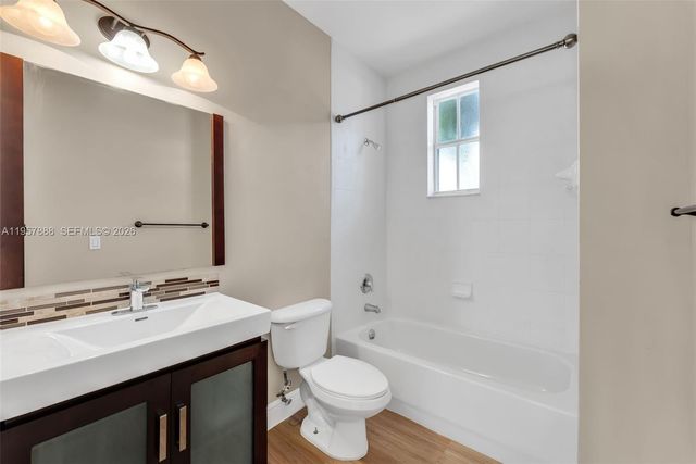 15601 SW 40th St 263, Miramar, FL 33027