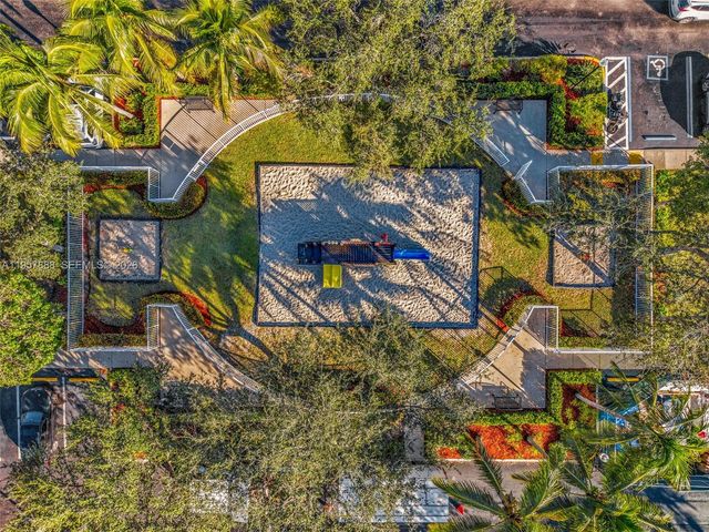 15601 SW 40th St 263, Miramar, FL 33027