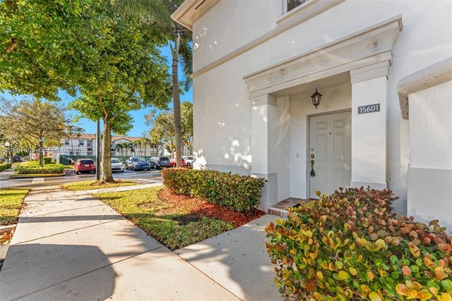 15601 SW 40th St 263, Miramar, FL 33027
