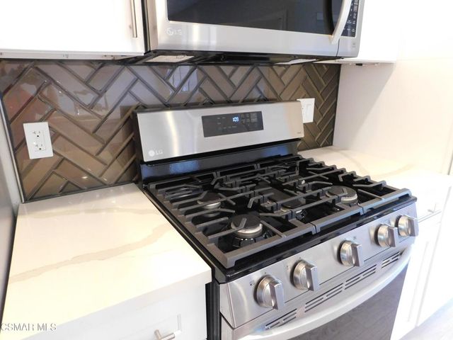 116 Maegan Place 11, Thousand Oaks, CA 91362