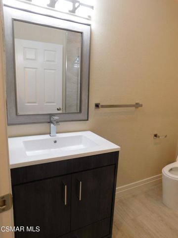 116 Maegan Place 11, Thousand Oaks, CA 91362